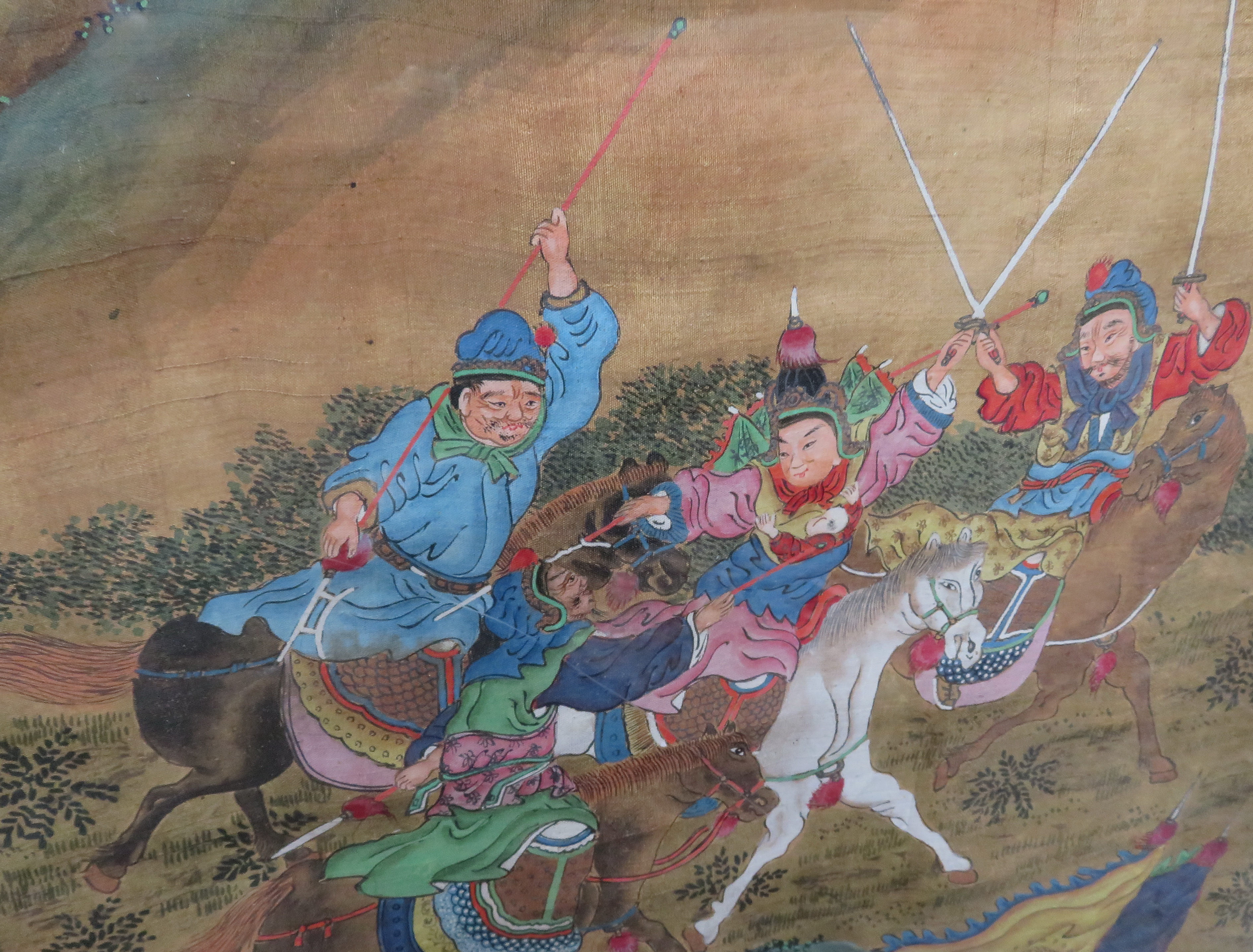 www.cold-steel.cz_Malba bojujících čínských válečníků na koních – všimněte si různých zbraní, které používají.