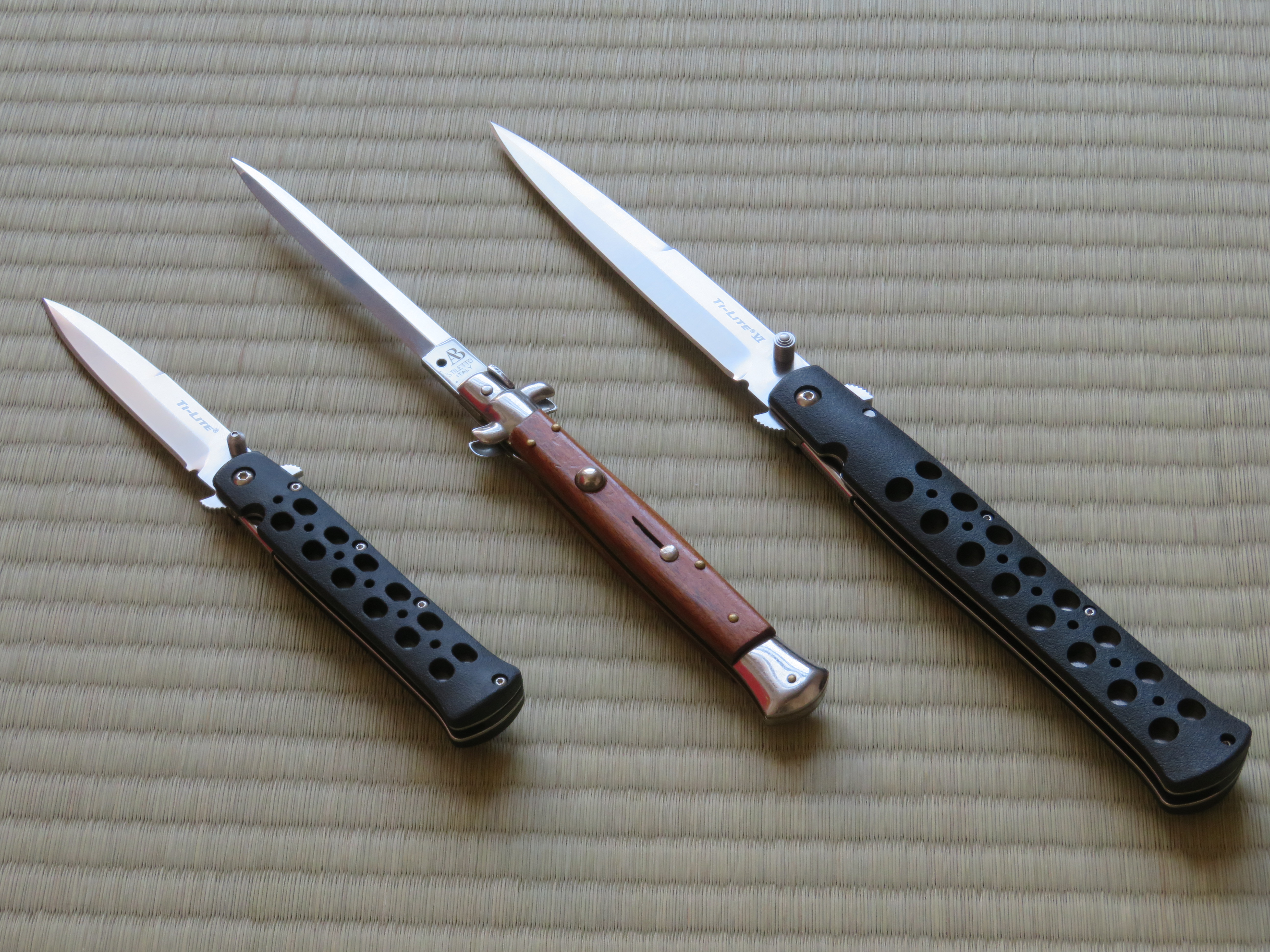 Nože Ti-Lite jsou inspirovány Italskými zavíracími noži stileto z období padesátých let minulého století.